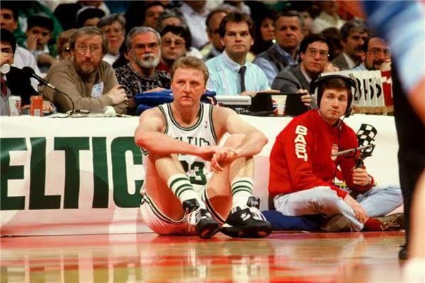 雪运动的发 雪运动的发