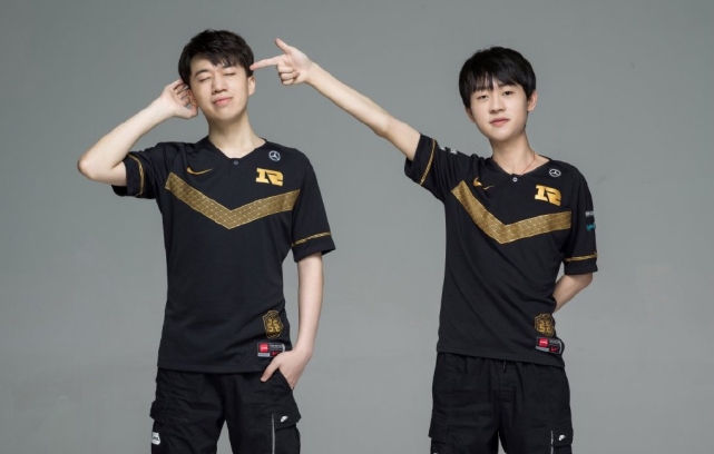 这两家俱乐 这两家俱乐