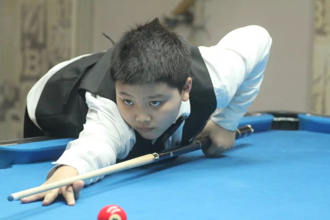 和她的双打 和她的双打