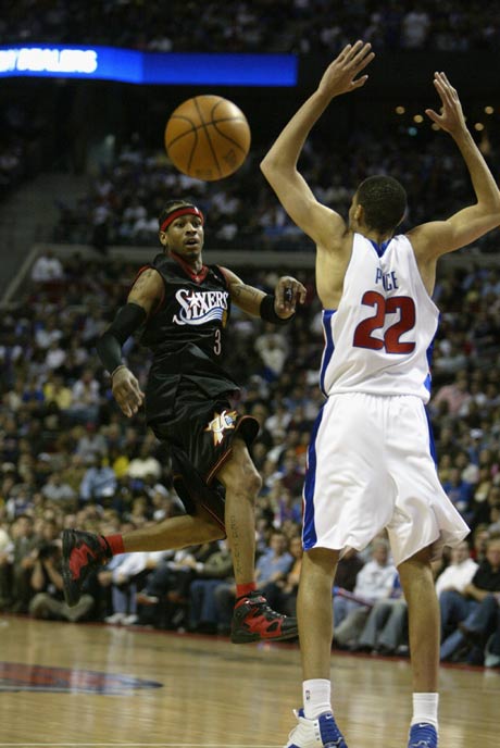 被流弹击中 被流弹击中