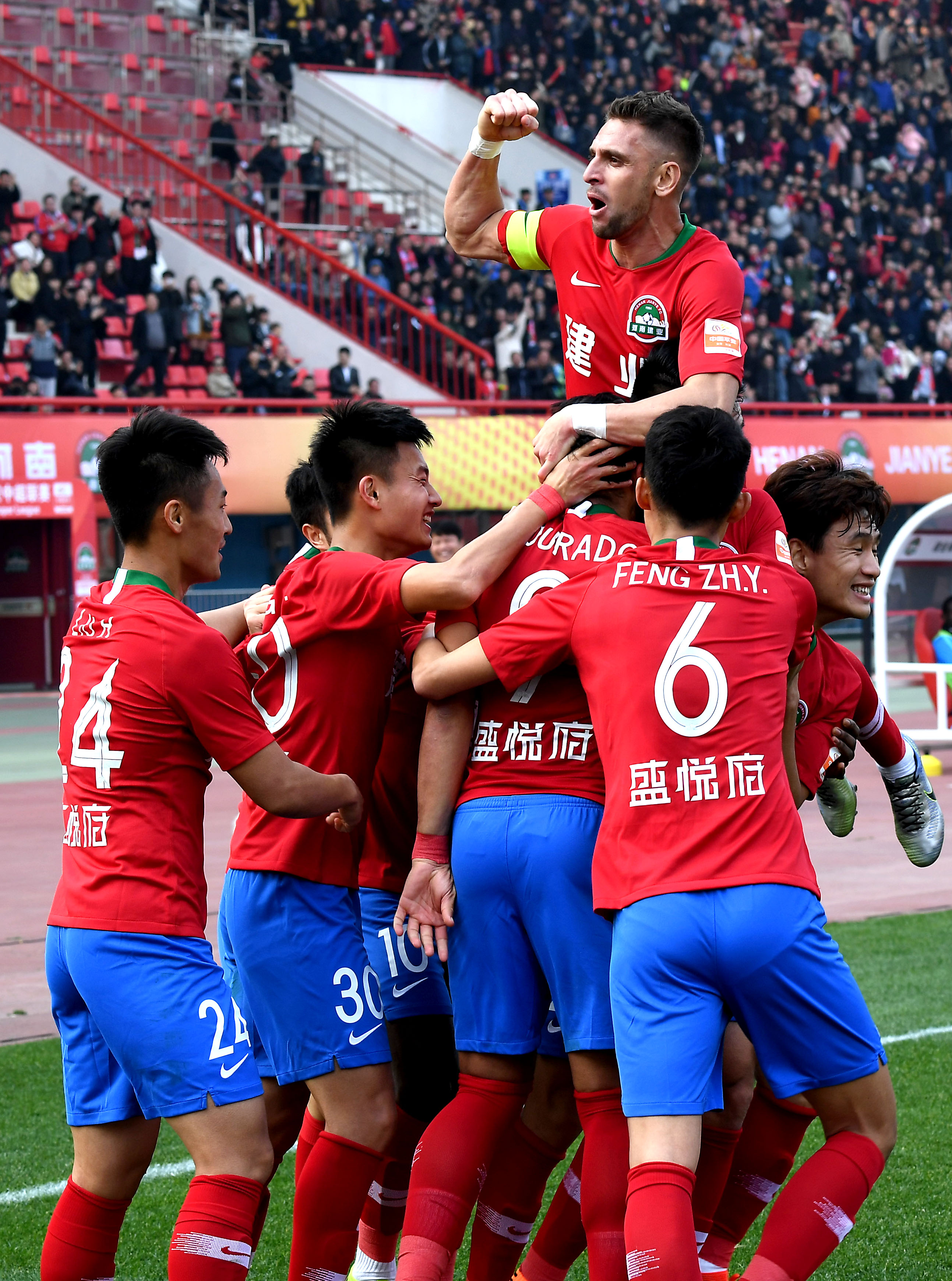 他更多以 他更多以
